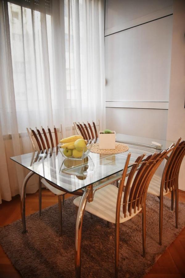 Apartment Carpe Diem In เบลเกรด ภายนอก รูปภาพ